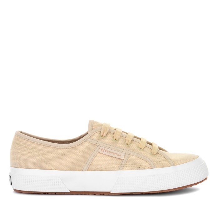 Superga Es 2750 Lona Orgánica Tinte Natural Eclipta Madagascar Almendra